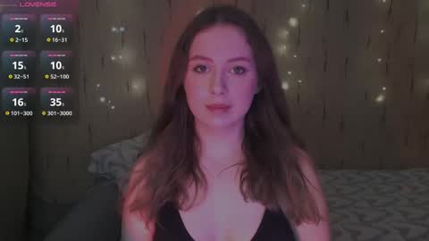 Snapshot of miranadevl chatting on 02.21.25 Kira online show from 02.21.25