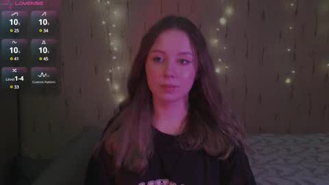 Snapshot of miranadevl chatting on 02.23.25 Kira online show from 02.23.25