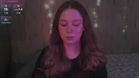 Snapshot of miranadevl chatting on 02.26.25 Kira online show from 02.26.25