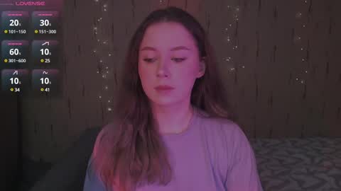 Snapshot of miranadevl chatting on 03.01.25 Kira online show from 03.01.25