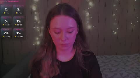 Snapshot of miranadevl chatting on 03.04.25 Kira online show from 03.04.25