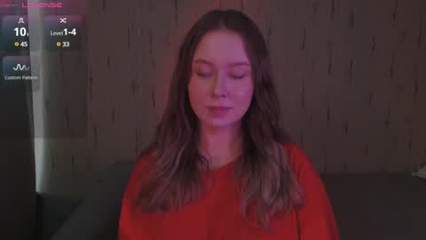 Snapshot of miranadevl chatting on 03.10.25 Kira online show from 03.10.25