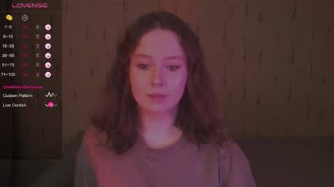 Snapshot of miranadevl chatting on 09.21.25 Kira online show from 09.21.25