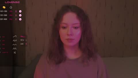 Snapshot of miranadevl chatting on 09.23.25 Kira online show from 09.23.25