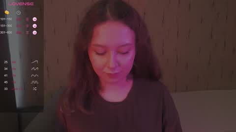 Snapshot of miranadevl chatting on 10.04.25 Kira online show from 10.04.25