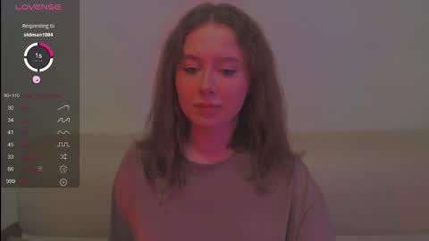 Snapshot of miranadevl chatting on 10.27.25 Kira online show from 10.27.25