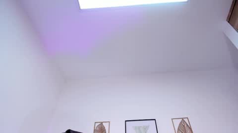 Snapshot of miranda_crawfor chatting on 03.02.26 miranda_crawfor online show from 03.02.26