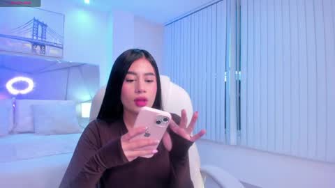Snapshot of miranda_crawfor chatting on 05.22.26 miranda_crawfor online show from 05.22.26