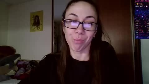 Snapshot of miranda_wish chatting on 01.12.25 MIRANDA online show from 01.12.25