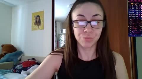 Snapshot of miranda_wish chatting on 02.26.25 MIRANDA online show from 02.26.25