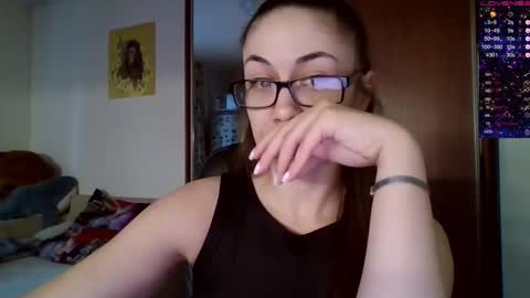 Snapshot of miranda_wish chatting on 02.26.25 MIRANDA online show from 02.26.25