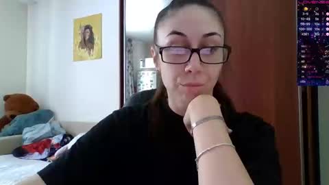 Snapshot of miranda_wish chatting on 03.02.25 MIRANDA online show from 03.02.25