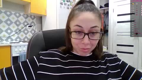 Snapshot of miranda_wish chatting on 10.31.25 MIRANDA online show from 10.31.25