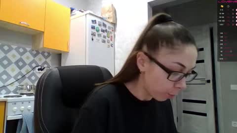 Snapshot of miranda_wish chatting on 11.15.25 MIRANDA online show from 11.15.25