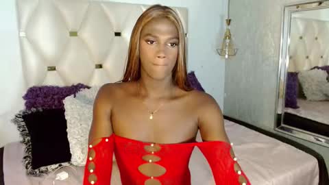 Snapshot of mirandaacollins chatting on 10.15.25 mirandaacollins online show from 10.15.25