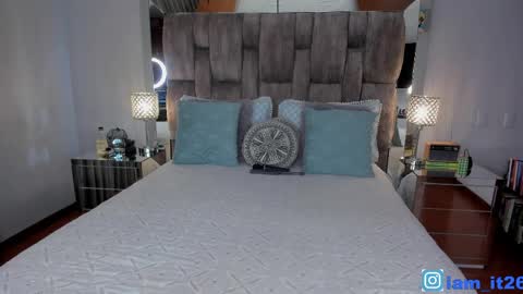 Miranda online show from 04.17.26