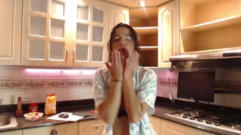 Snapshot of mirandalarsson chatting on 05.15.26 Miranda Larsson online show from 05.15.26