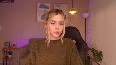 Miranda Shaw online show from 02.09.25