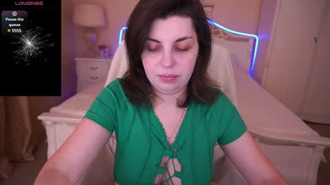 Snapshot of mirandawarm chatting on 02.02.25 Miranda online show from 02.02.25