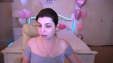 Snapshot of mirandawarm chatting on 02.17.25 Miranda online show from 02.17.25