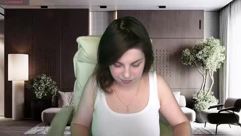 Snapshot of mirandawarm chatting on 03.04.25 Miranda online show from 03.04.25