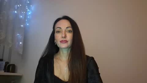 Snapshot of mirelisse chatting on 05.10.26 Christina online show from 05.10.26