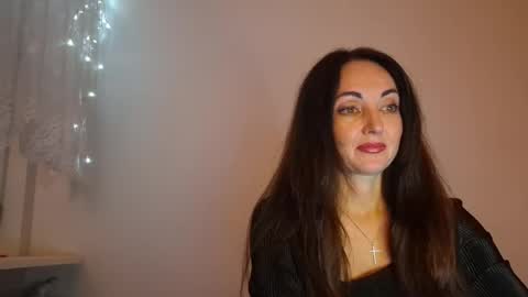 Snapshot of mirelisse chatting on 05.14.26 Christina online show from 05.14.26
