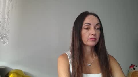 Snapshot of mirelisse chatting on 07.23.26 Christina online show from 07.23.26