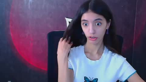 Snapshot of miri_miss chatting on 12.27.24 Miri online show from 12.27.24