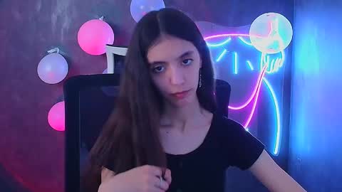 Snapshot of miri_miss chatting on 02.14.25 Miri online show from 02.14.25