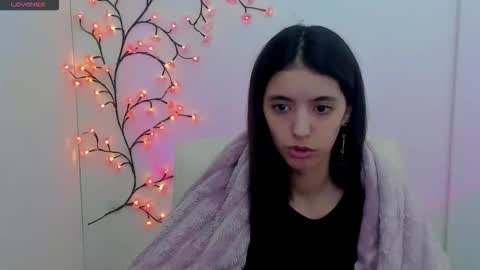Snapshot of miri_miss chatting on 03.21.26 Miri online show from 03.21.26