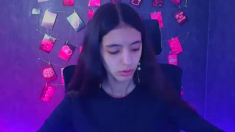Snapshot of miri_miss chatting on 04.19.26 Miri online show from 04.19.26