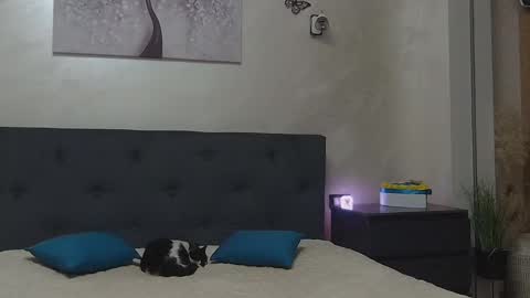 miriam04 online show from 02.22.25