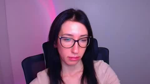 Snapshot of miriam_candyy chatting on 11.21.25 Mariam online show from 11.21.25