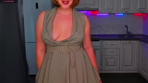 Snapshot of mirrorofsoul chatting on 12.06.24 Shelley online show from 12.06.24