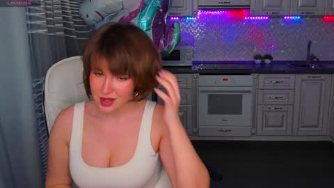 Snapshot of mirrorofsoul chatting on 02.07.25 Shelley online show from 02.07.25