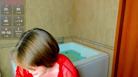 Snapshot of mirrorofsoul chatting on 09.09.25 Shelley online show from 09.09.25