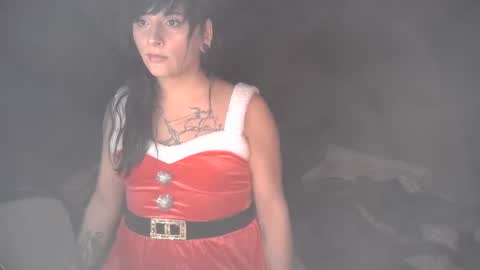 Lulu Valentine online show from 12.14.24