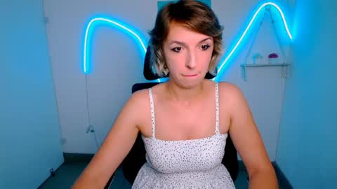 Snapshot of mishelle_blondie chatting on 07.13.26 Mishelle online show from 07.13.26