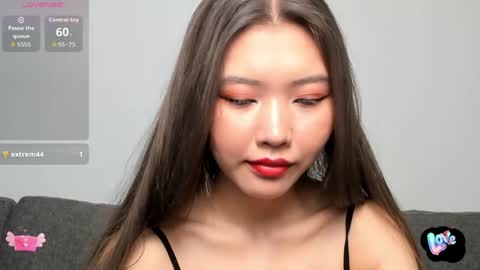 Snapshot of misowa chatting on 04.29.26 Miso online show from 04.29.26