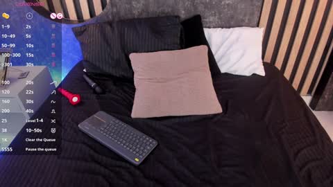 Antonella online show from 12.12.24