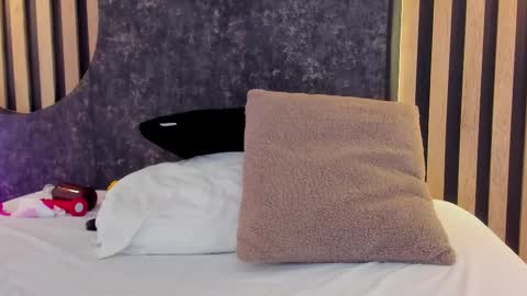 Antonella online show from 02.22.25