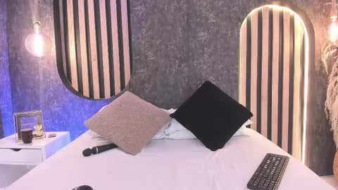 Antonella online show from 03.10.25