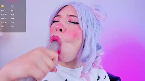 Snapshot of miss__daphne chatting on 09.24.25 Daphne online show from 09.24.25