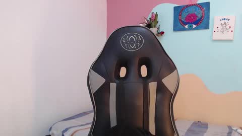 Snapshot of miss_akemi chatting on 02.13.25 Akemi 3 online show from 02.13.25