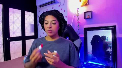 Snapshot of miss_akemi chatting on 10.23.25 Akemi 3 online show from 10.23.25