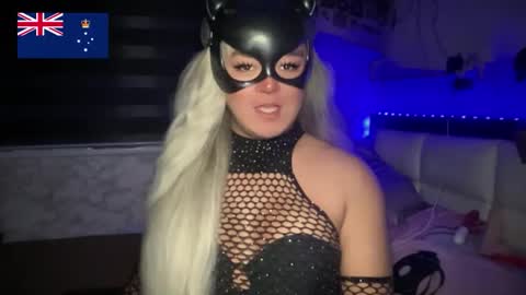 Call me  Miss Antonette  online show from 05.17.26