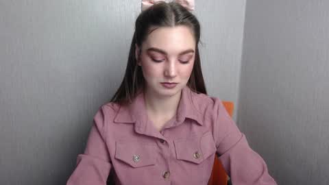 Snapshot of miss_azalea chatting on 01.08.25 Georgia online show from 01.08.25