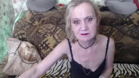 Snapshot of miss_bekker chatting on 01.30.25 ask me online show from 01.30.25