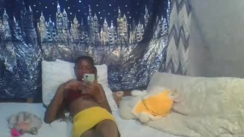 Snapshot of miss_belllo chatting on 02.07.25 miss_belllo online show from 02.07.25